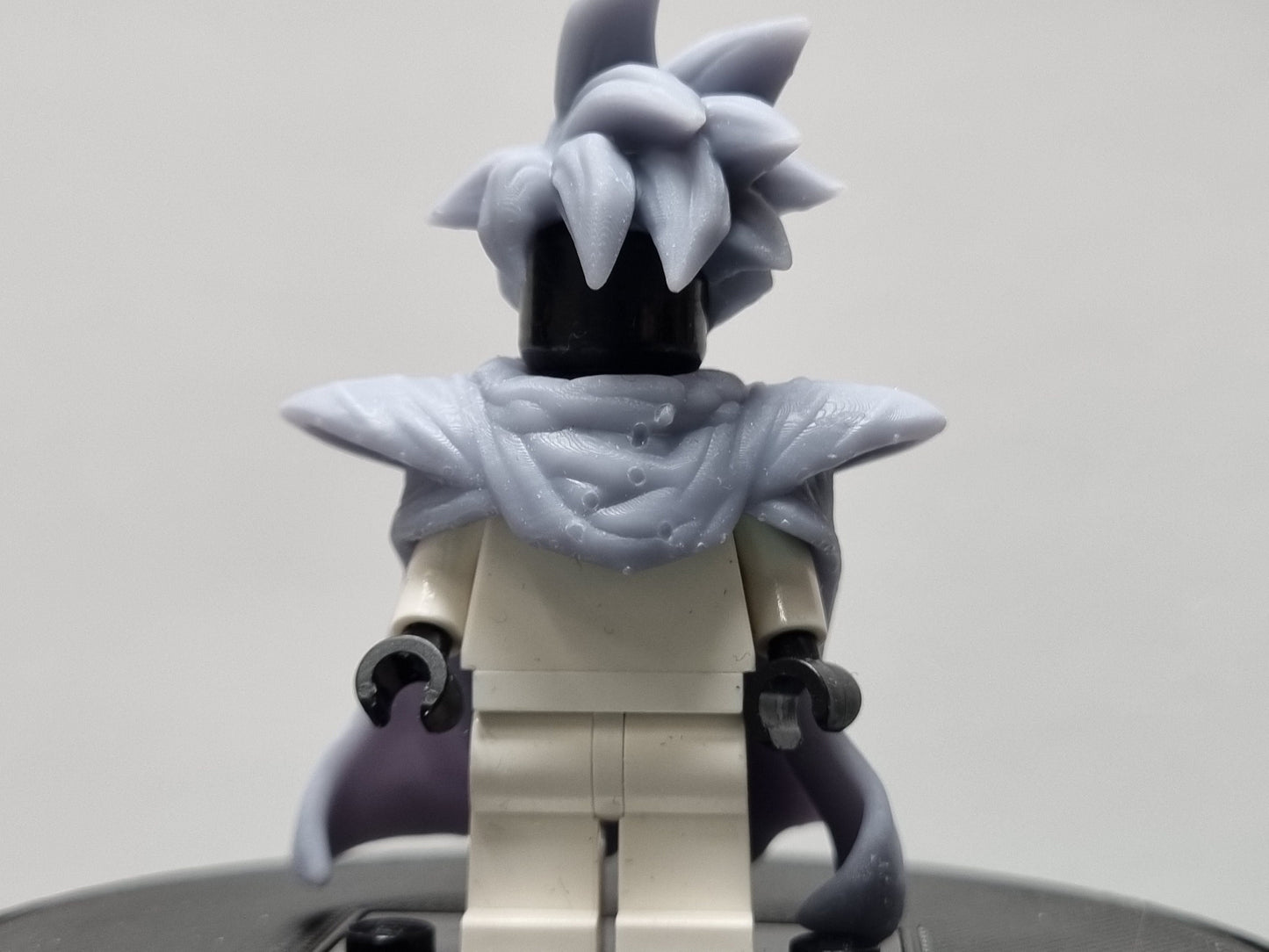 Building toy custom 3D printed spiked hair and cape!