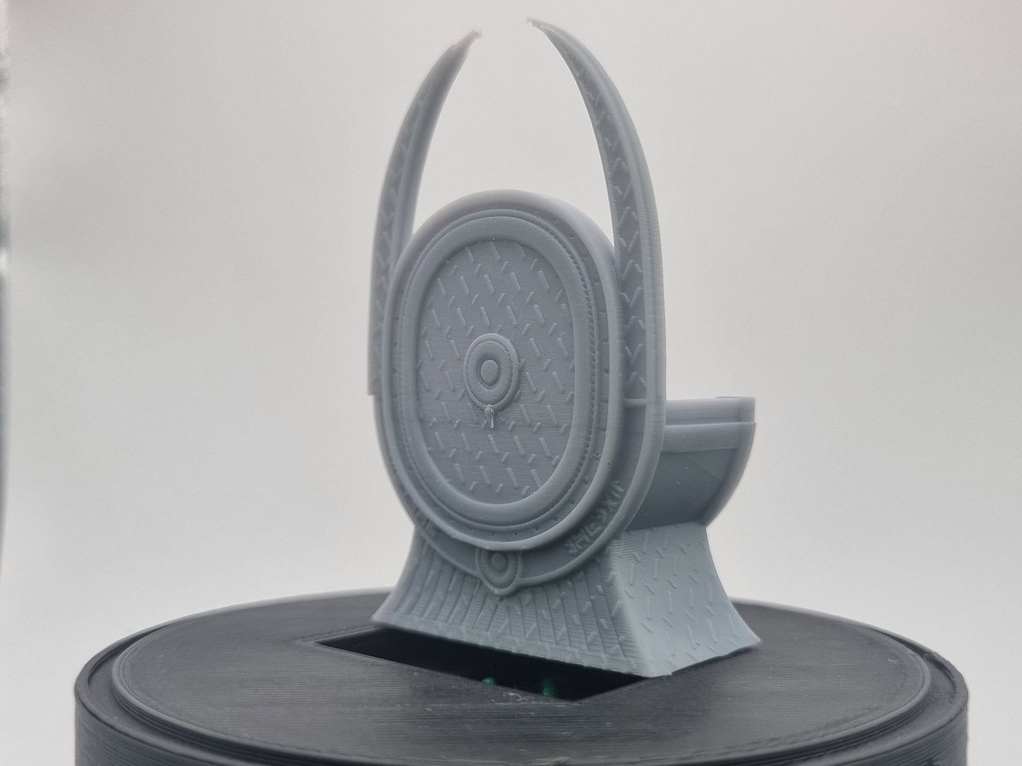 Building toy custom 3D printed Throne for a prince!