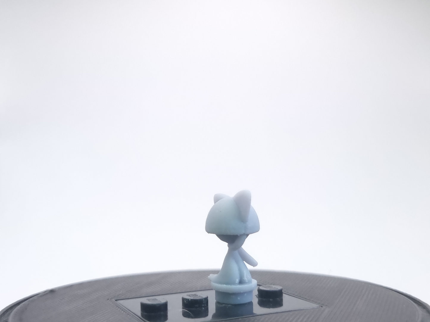 Building toy custom 3D printed egg head
