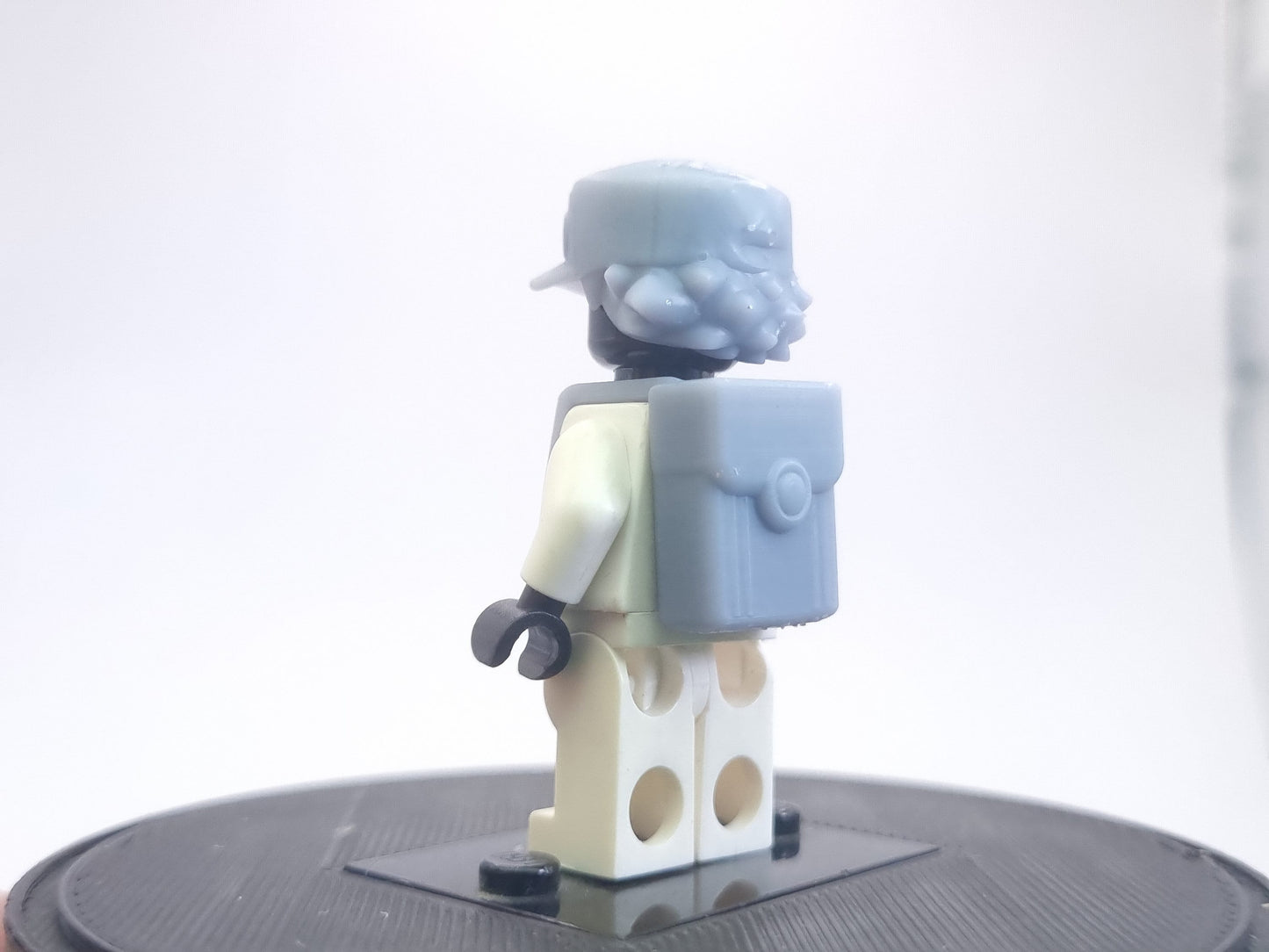 Building toy custom 3D printed red catcher