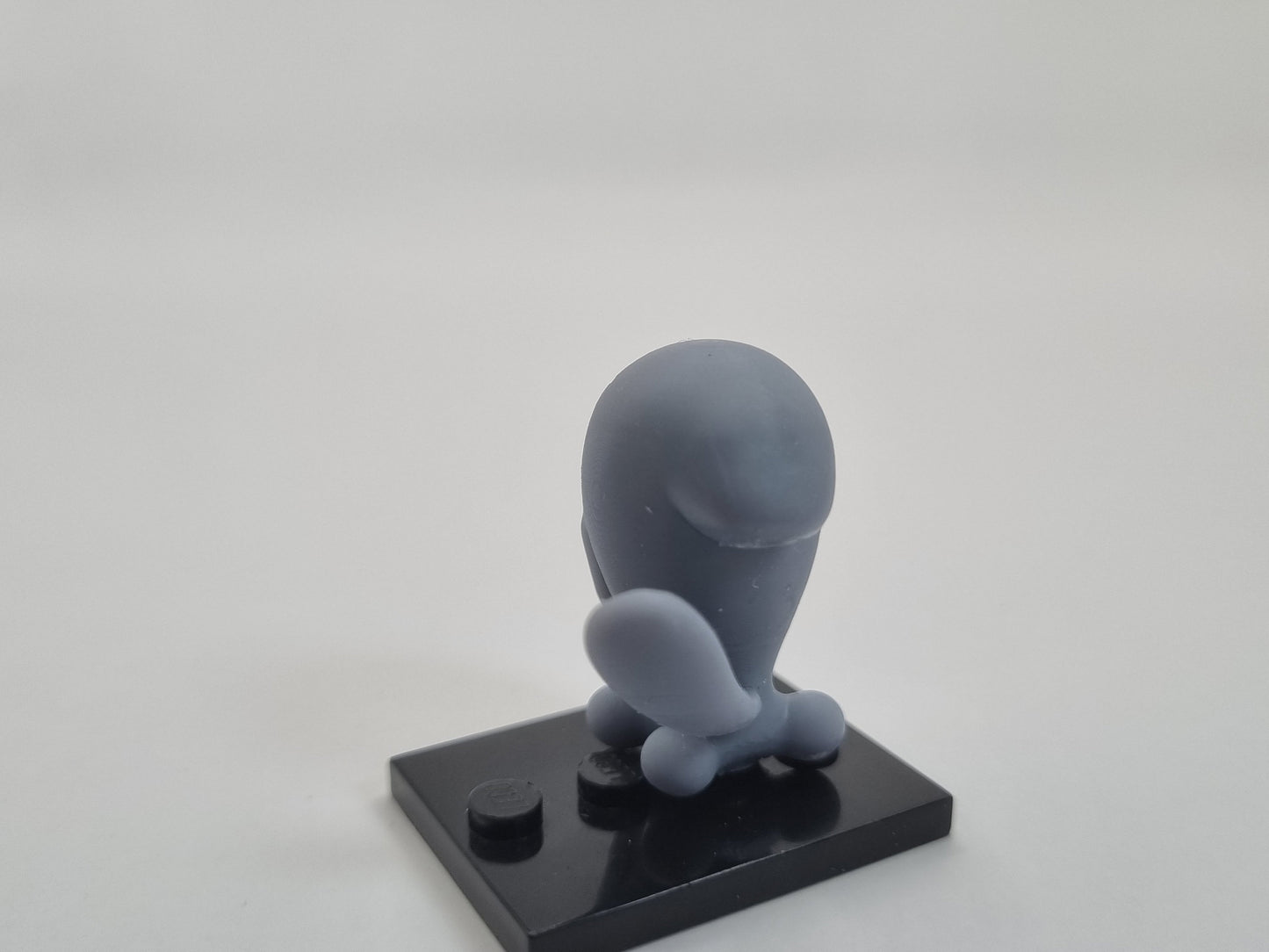 Building toy custom 3D printed happy balloon creature