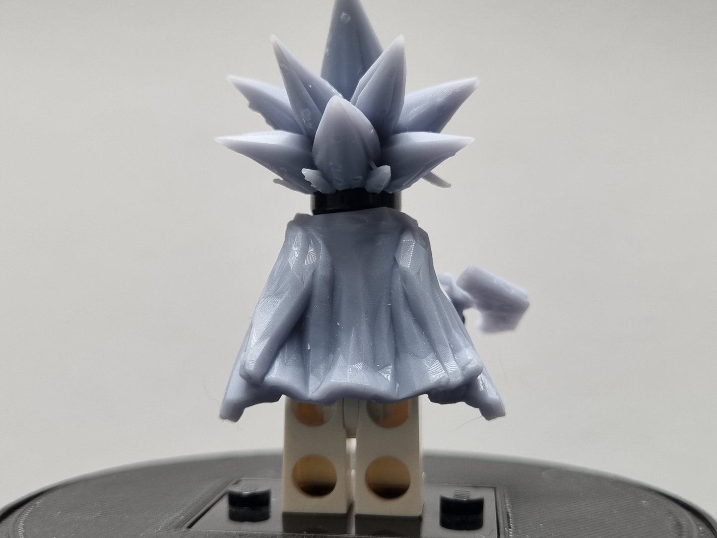 Building toy custom 3D printed card master with spikey hair!