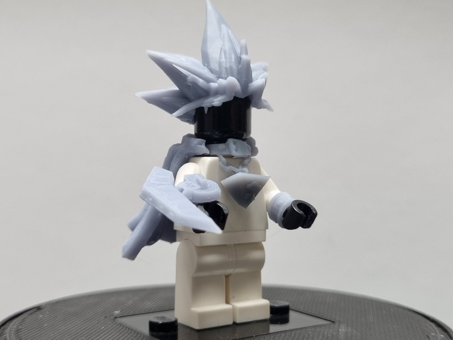Building toy custom 3D printed card master with spikey hair!