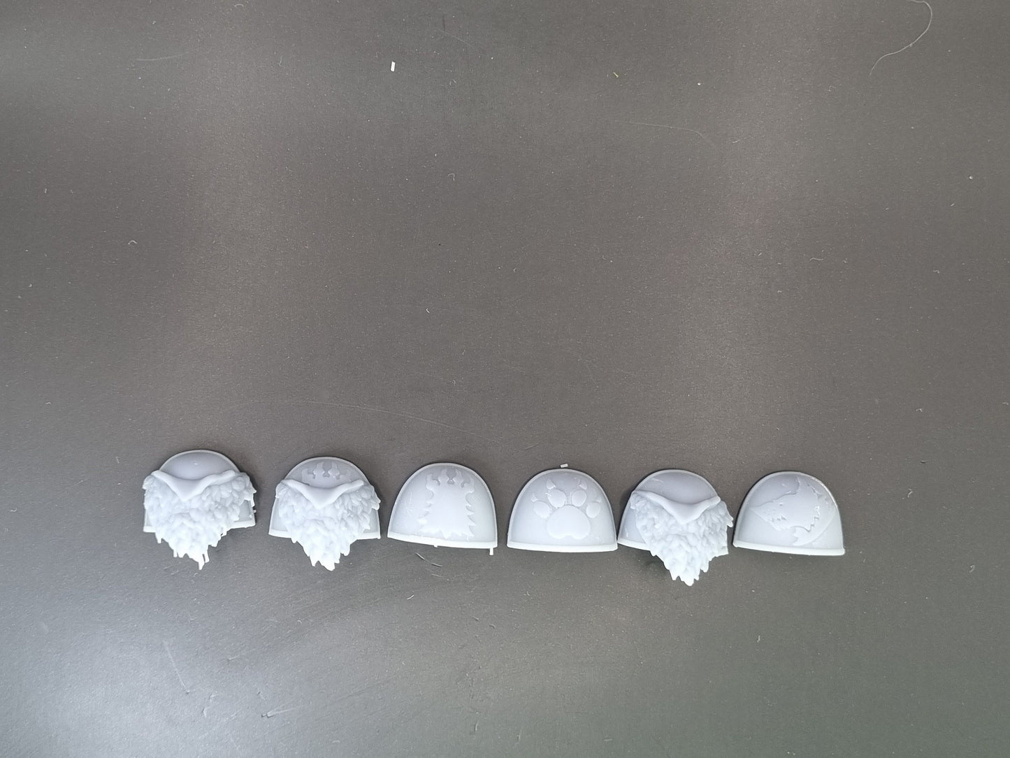 Building toy space warrior wolve faction expension pack of 5!