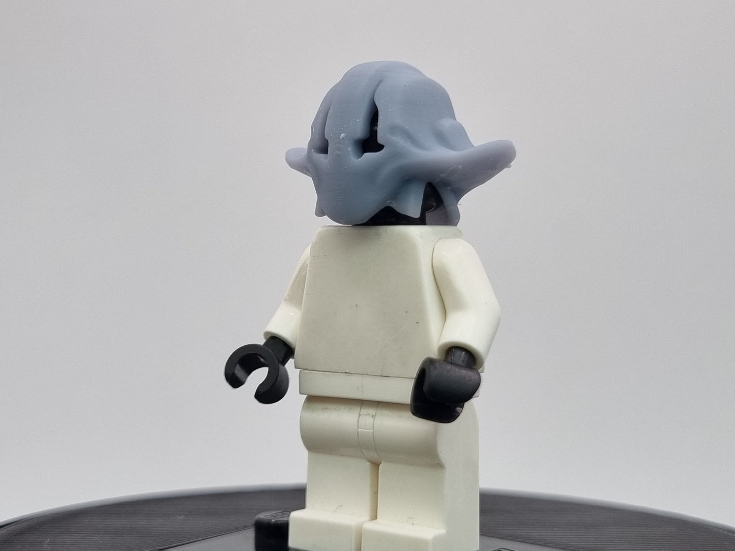 Building toy galaxy wars red hunter helmet!