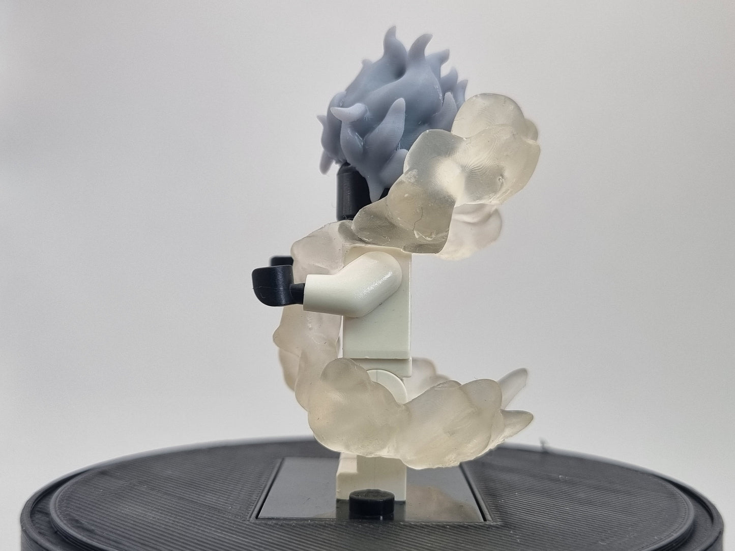 Building toy custom 3D printed transparent cloud man