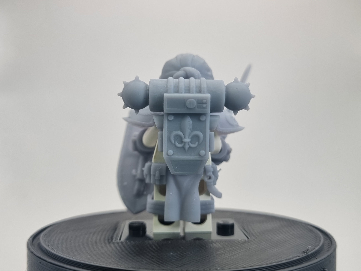 Buidling toy female of battle space warrior!
