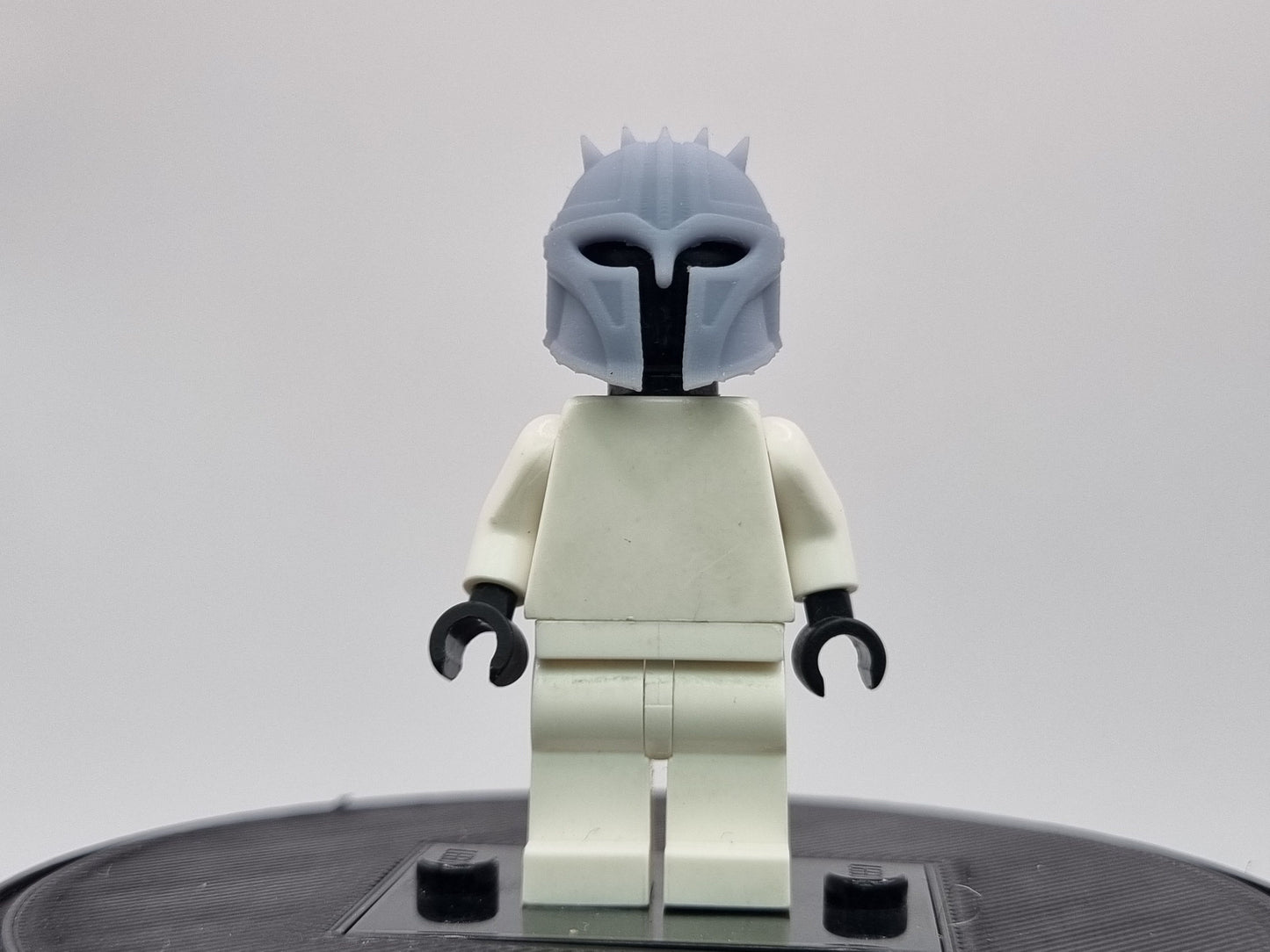 Buidling toy galaxy wars smit helmet!
