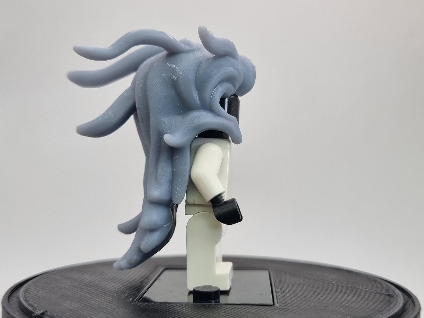 Building toy big superheroes hair