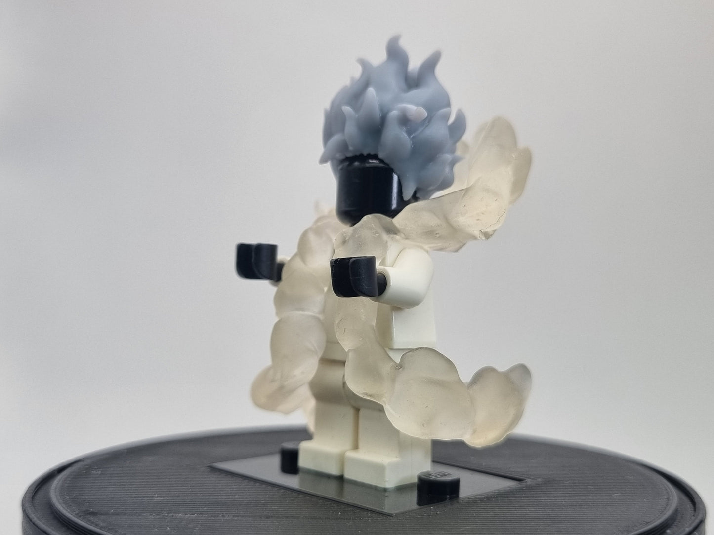 Building toy custom 3D printed transparent cloud man