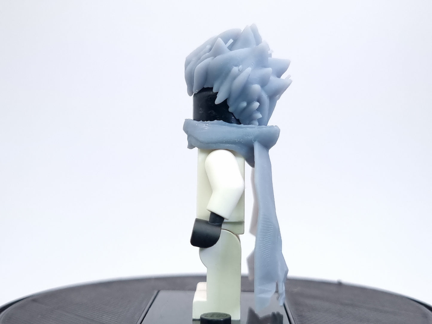 Building toy scarf man!