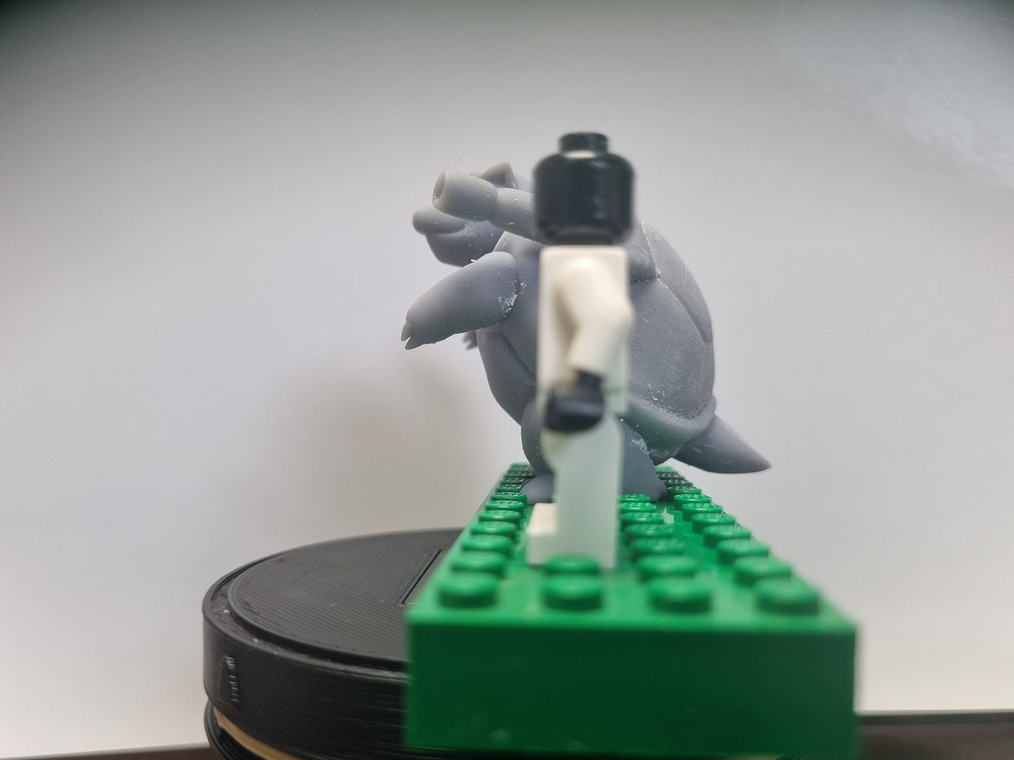 Building toy turtle with waterguns on his back!