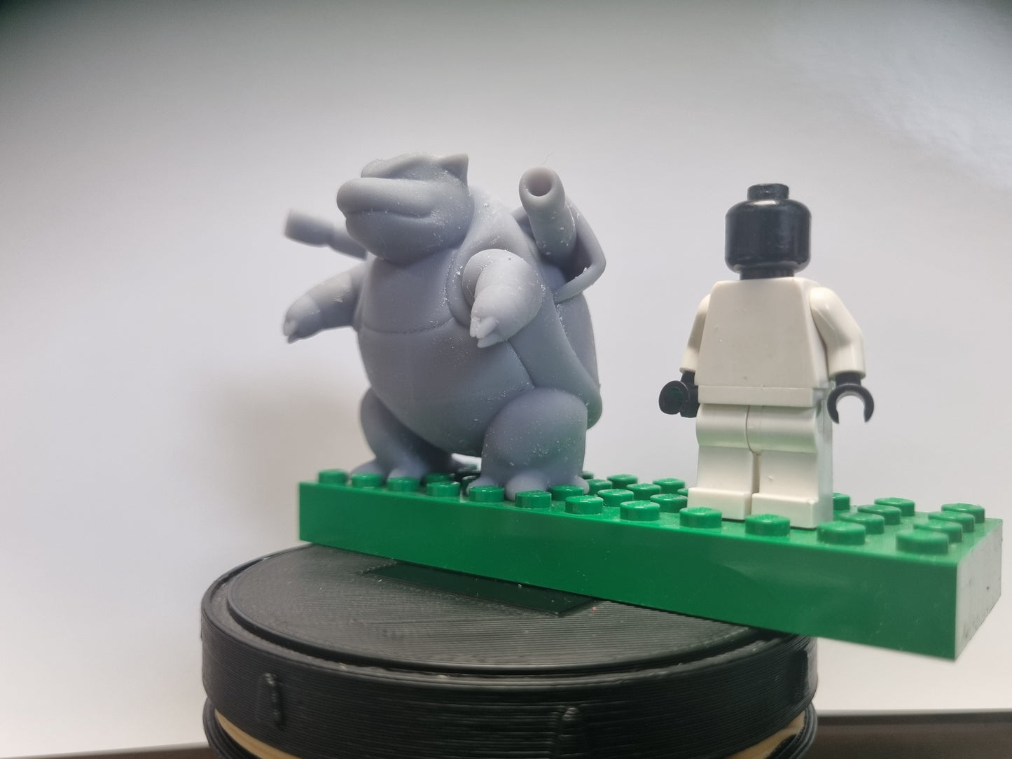 Building toy turtle with waterguns on his back!