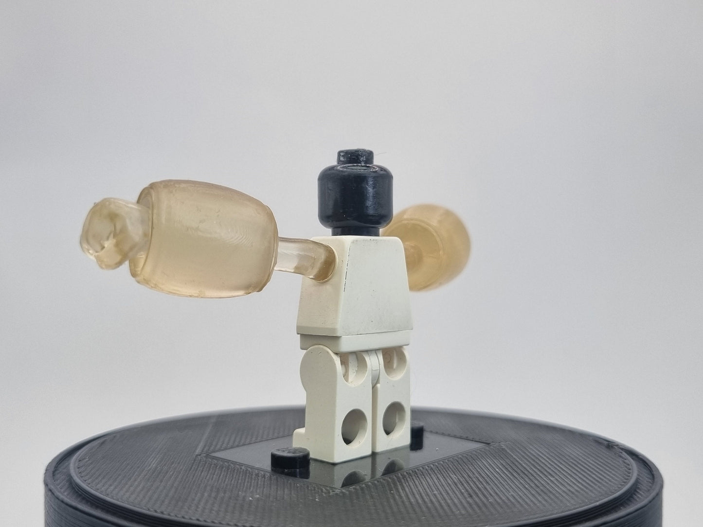 Building toy custom 3D printed transparant rubber arm!