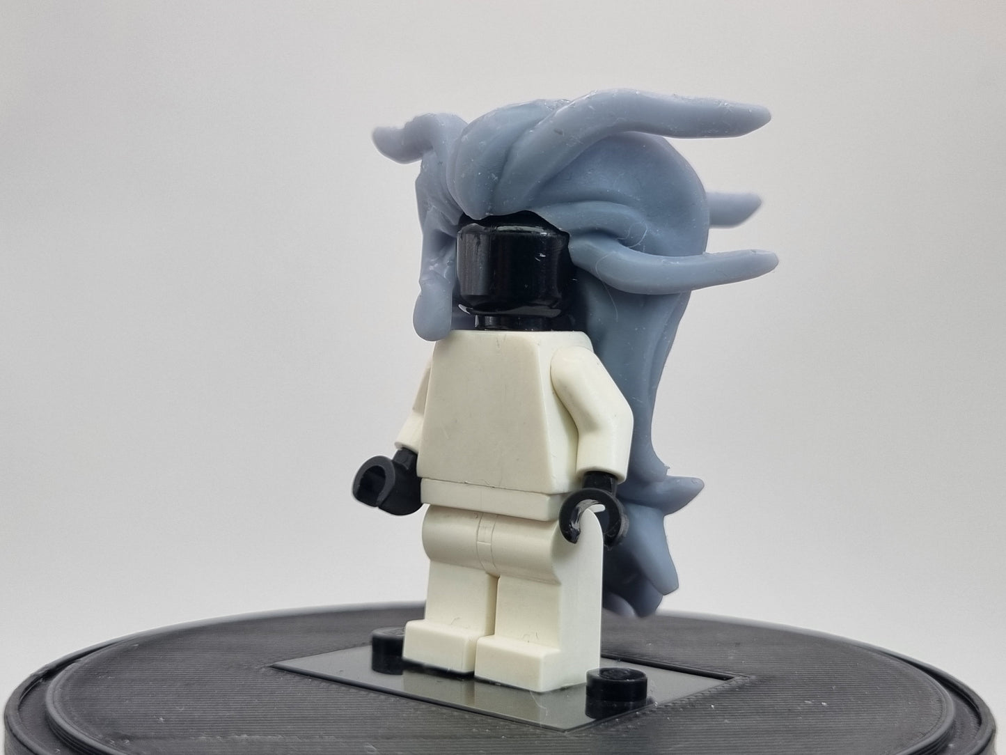 Building toy big superheroes hair