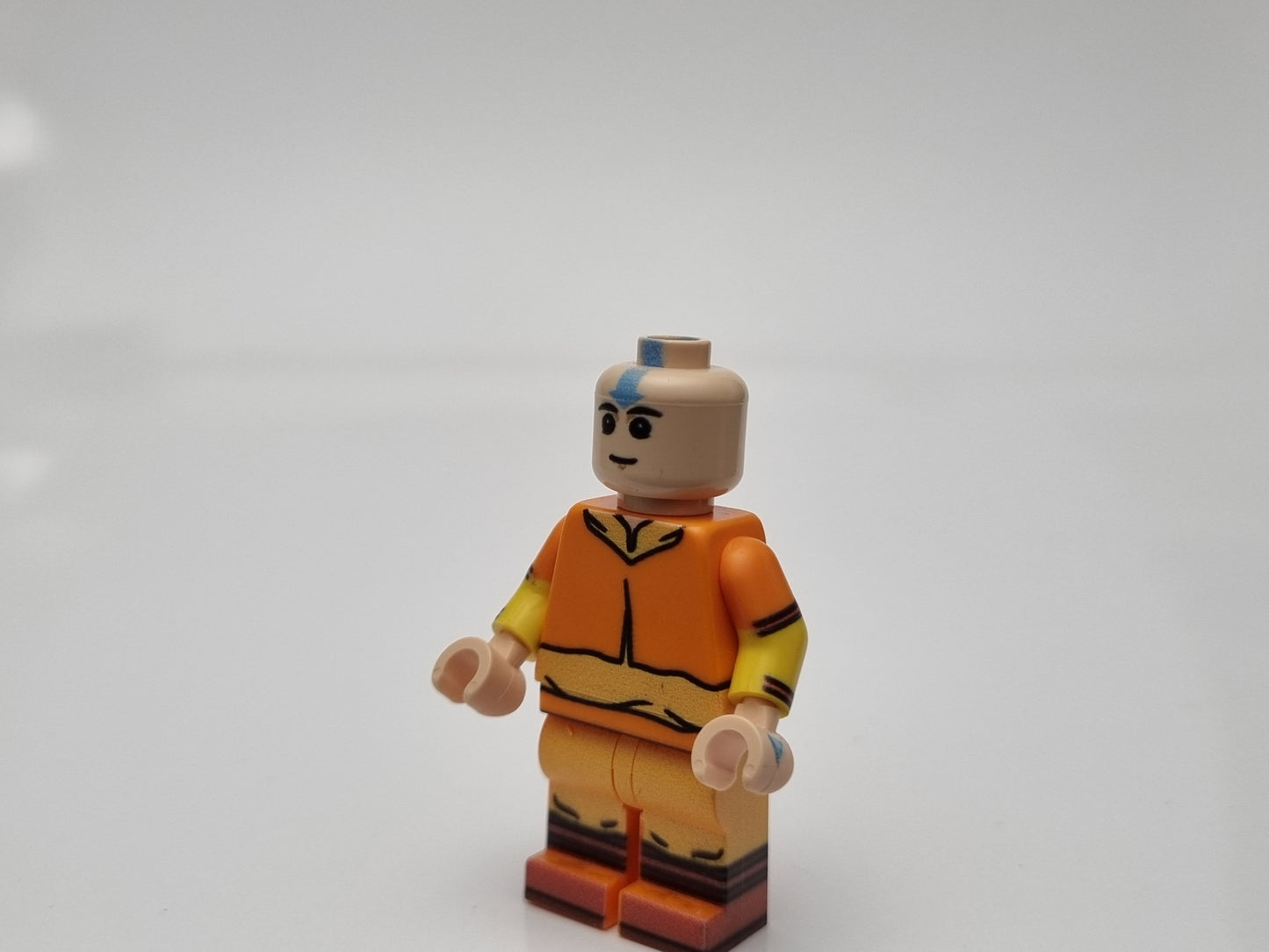 Building toy elemental master custom UV printed minifigure!