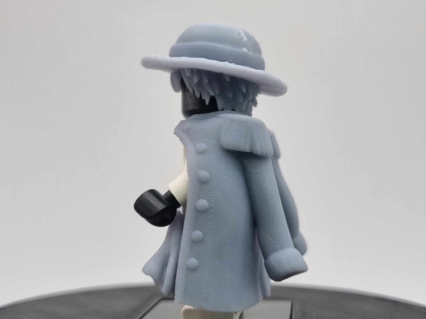 Building toy custom 3D printed rubber pirrate captain with cloak!