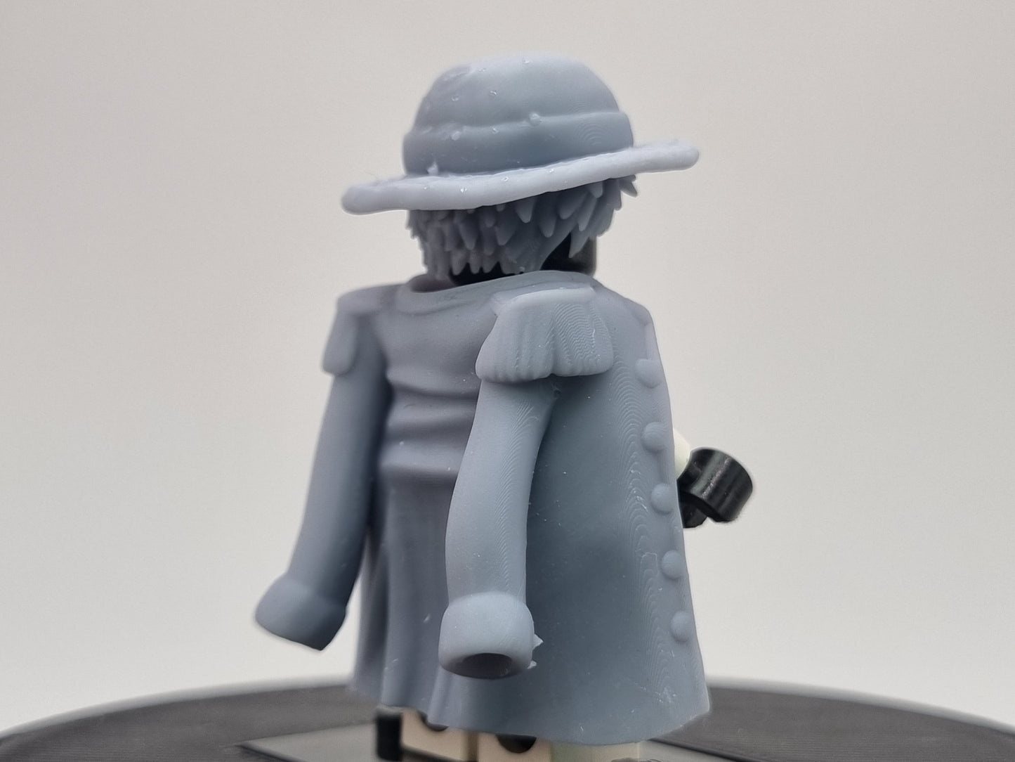 Building toy custom 3D printed rubber pirrate captain with cloak!