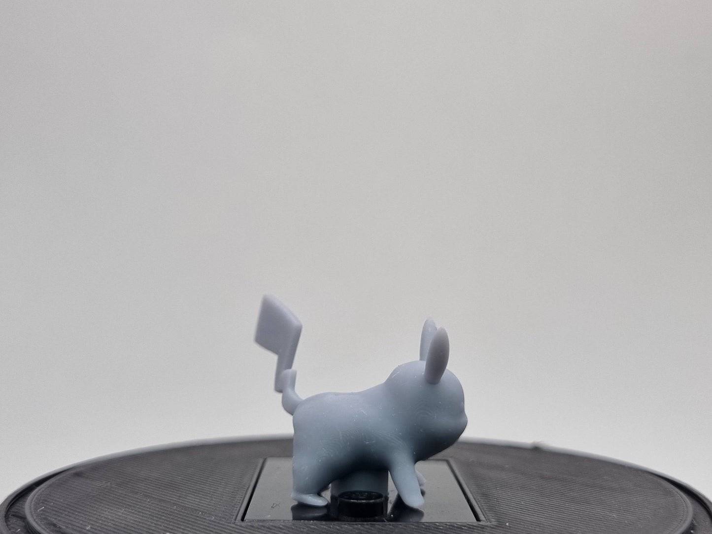 Building toy custom 3D printed electric animal to catch!