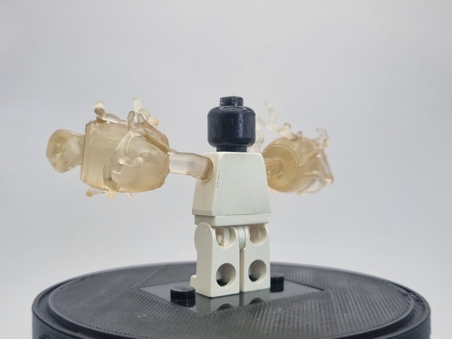 Building toy custom 3D printed transparant rubber arm with effect parts!