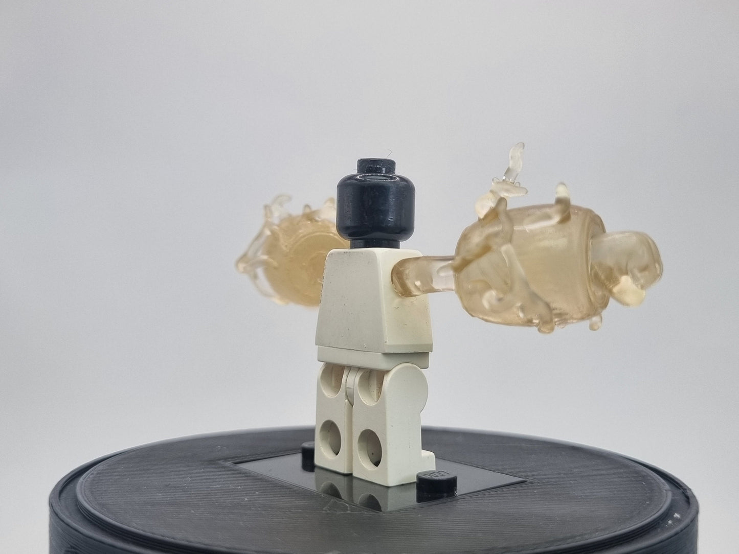 Building toy custom 3D printed transparant rubber arm with effect parts!