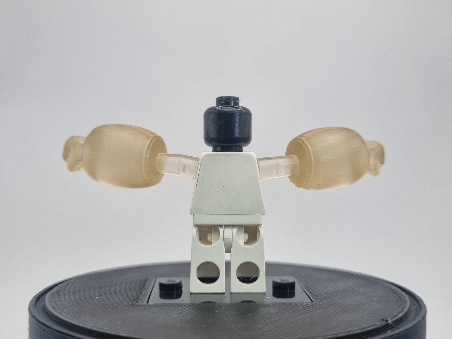 Building toy custom 3D printed transparant rubber arm!
