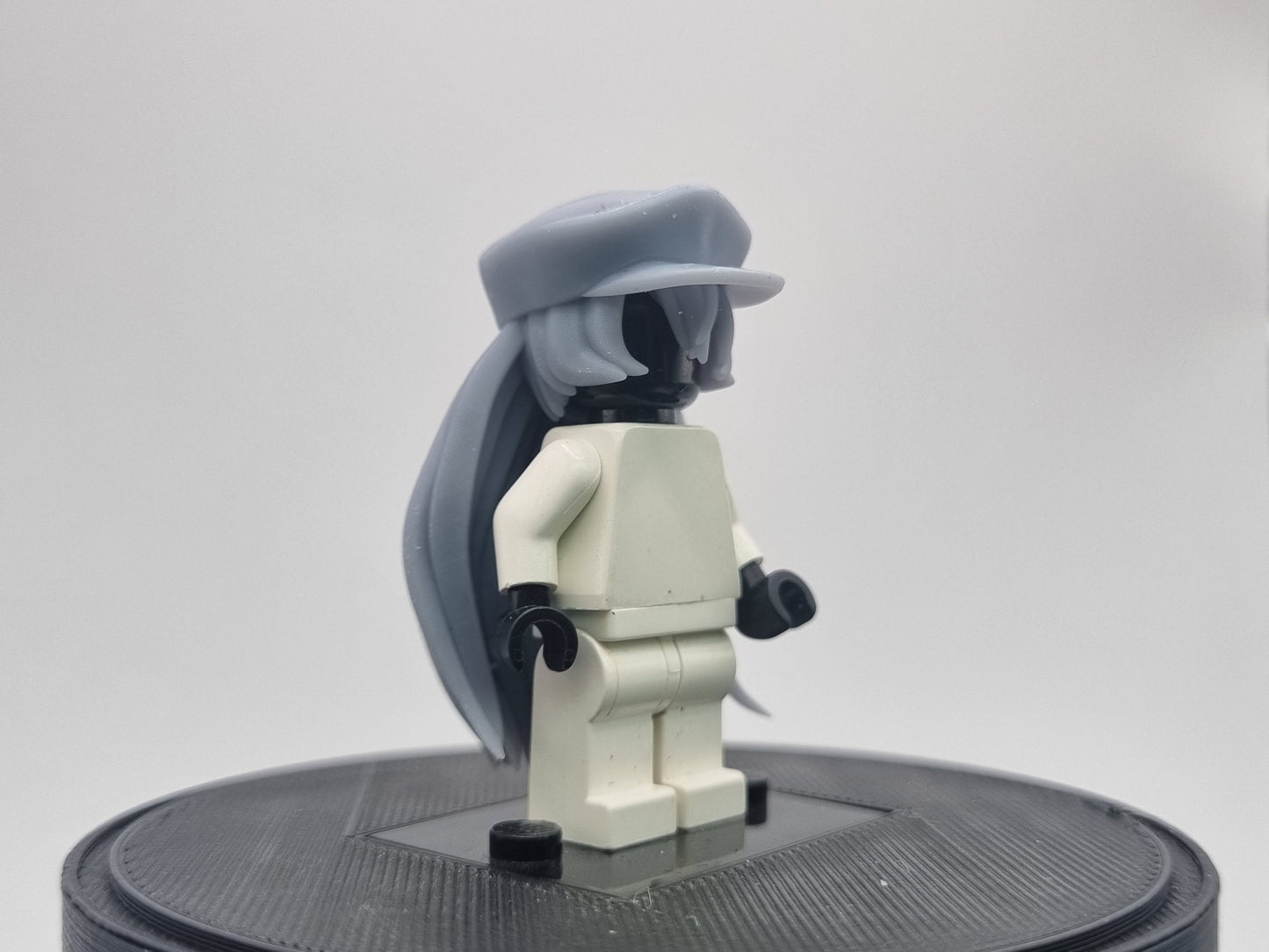 Building toy custom 3D waifu with cap!