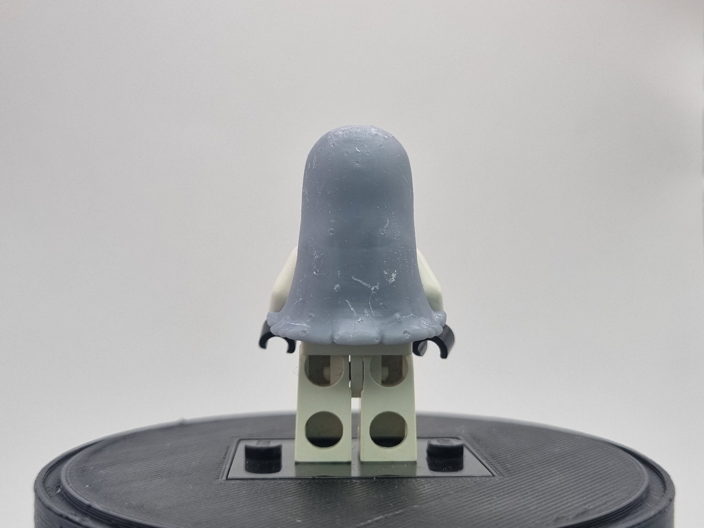 Building toy custom 3D waifu with devil horns!