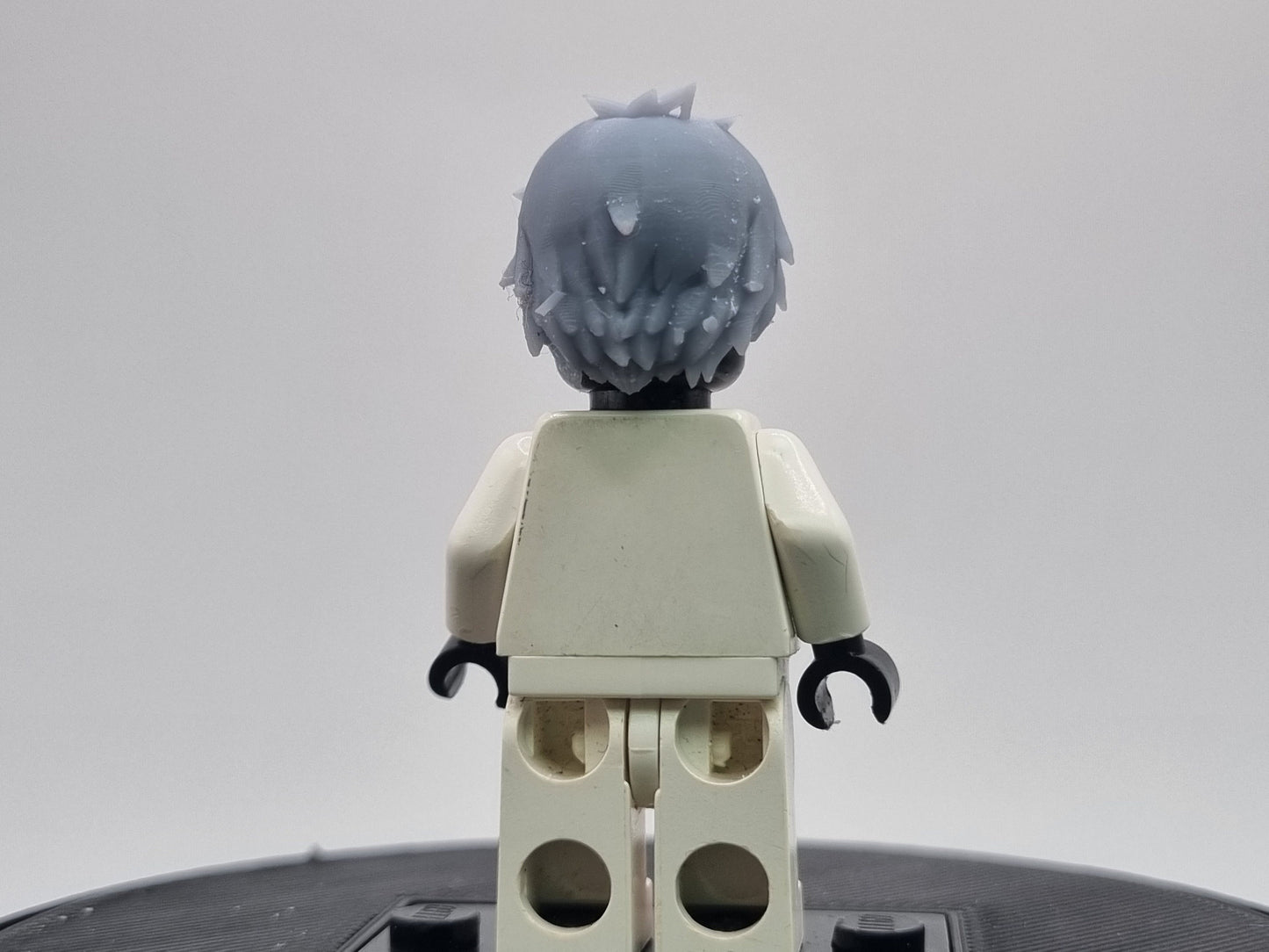 Building toy custom 3D waifu with short hair!
