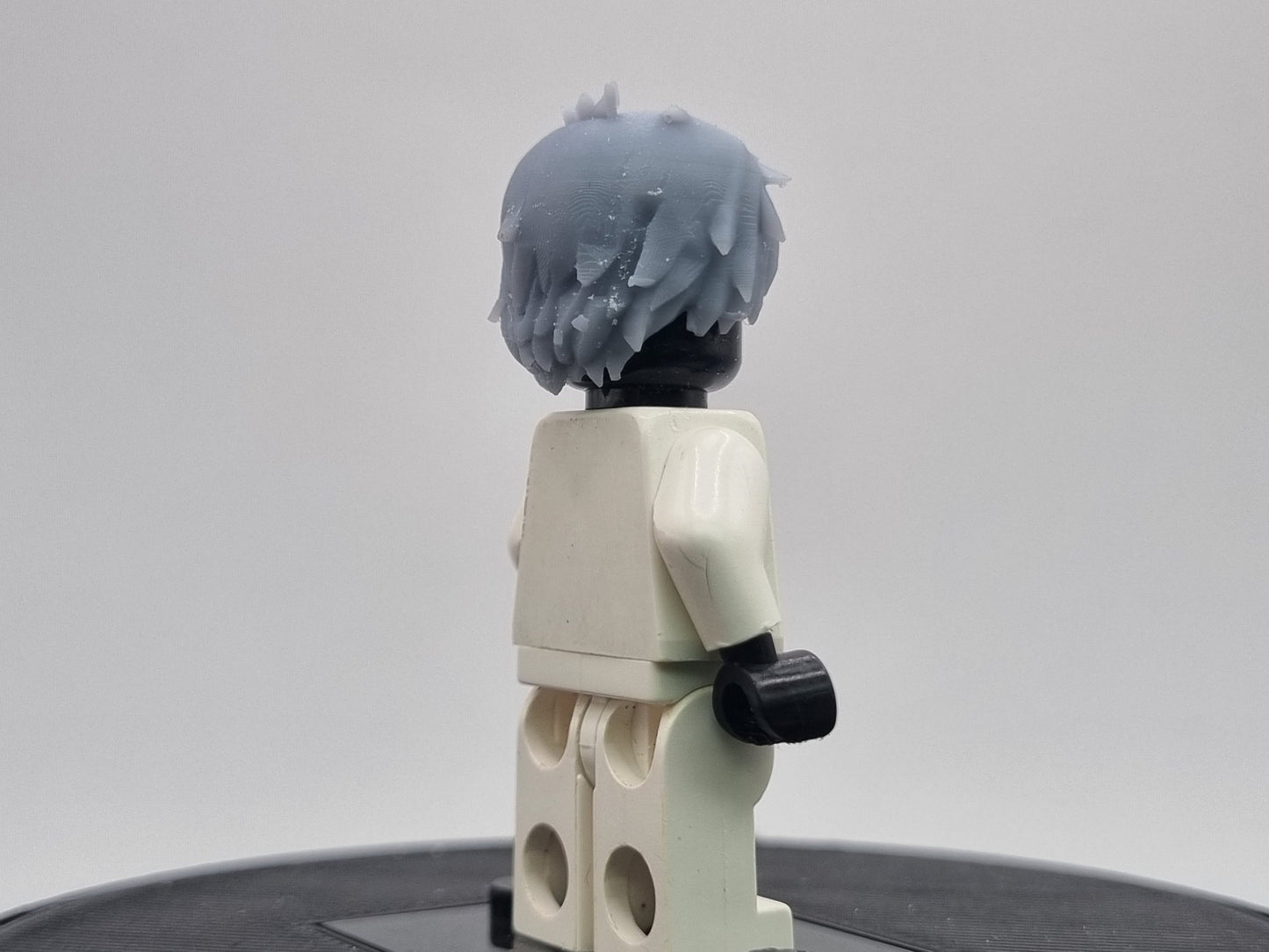 Building toy custom 3D waifu with short hair!