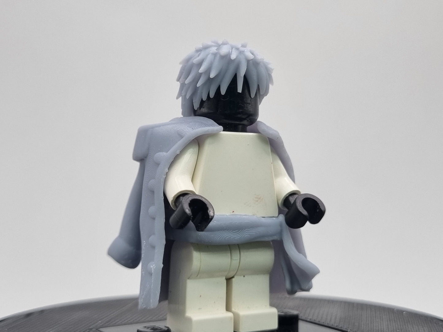 Building toy custom 3D printed rubber pirrate captain with cloak and hat off!