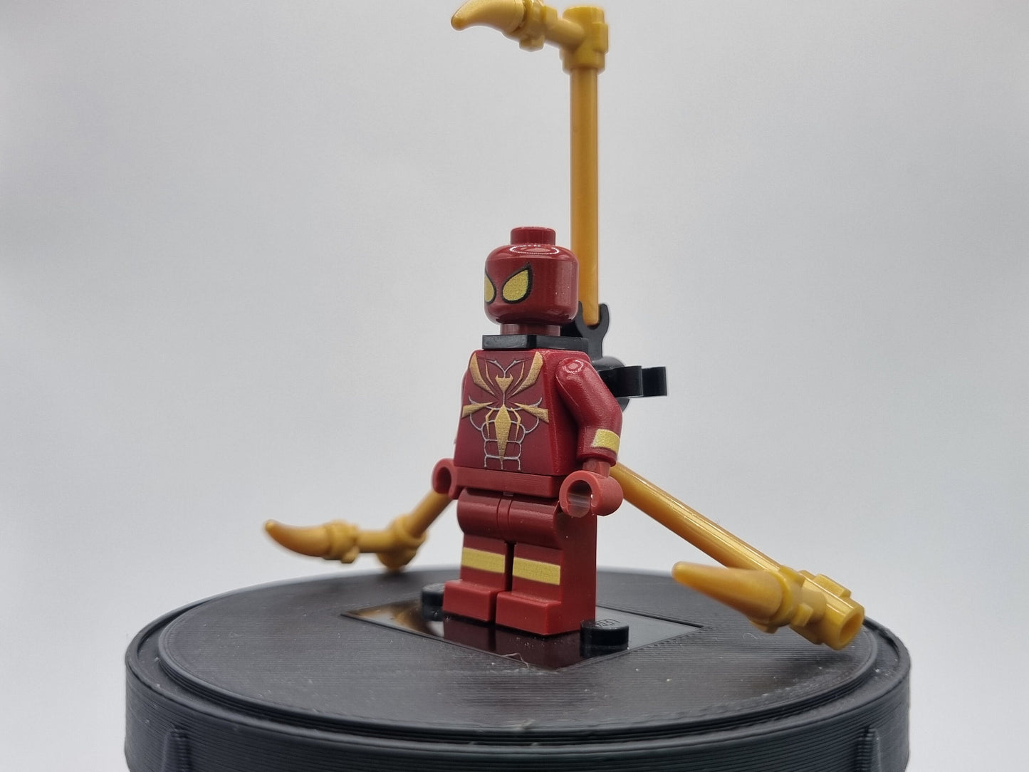 Building toy custom UV printed spider!