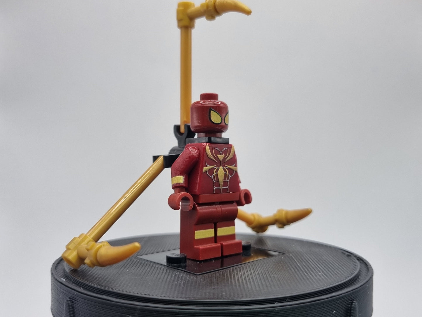 Building toy custom UV printed spider!