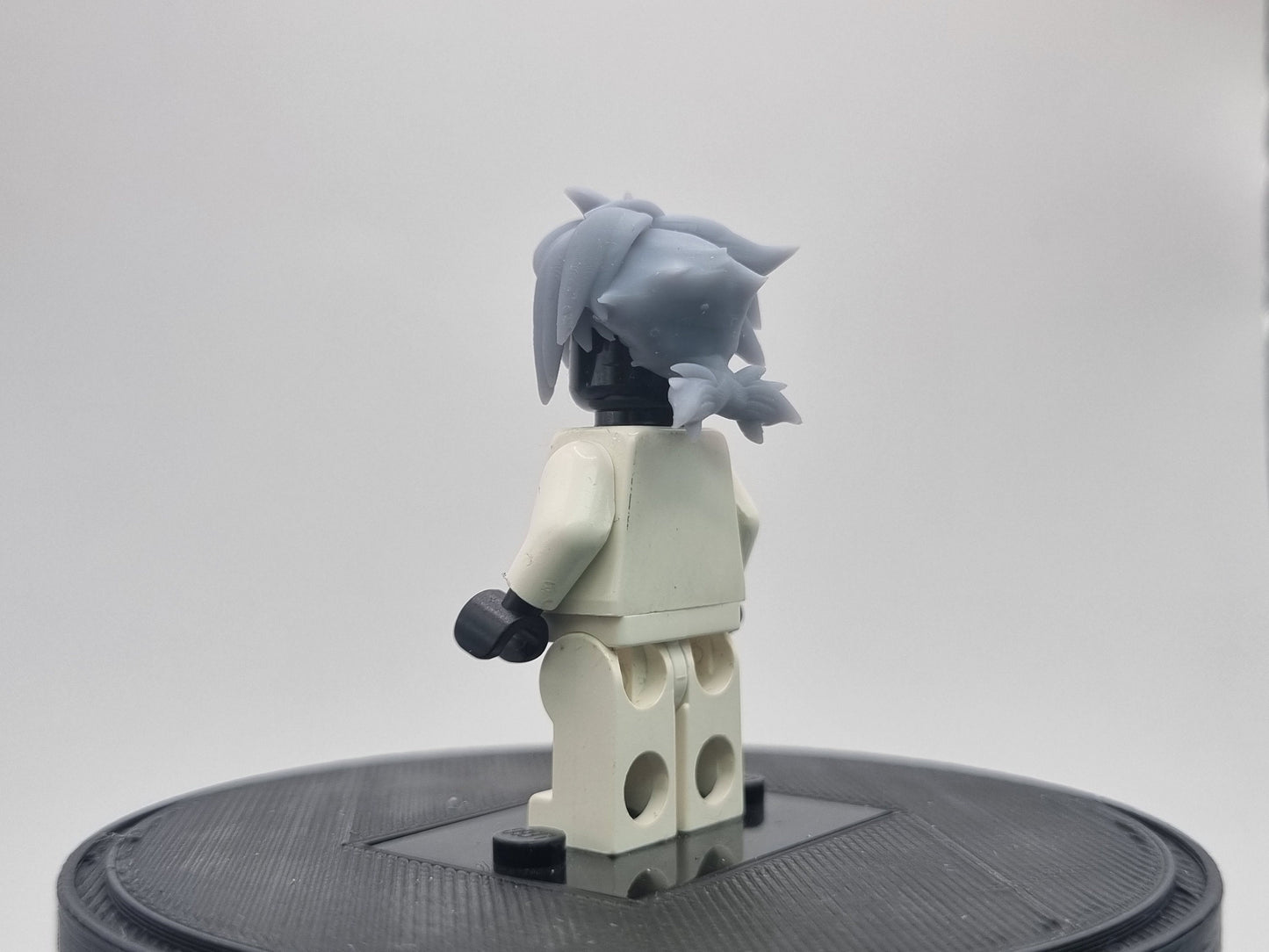 Building toy custom 3D waifu with bangs!