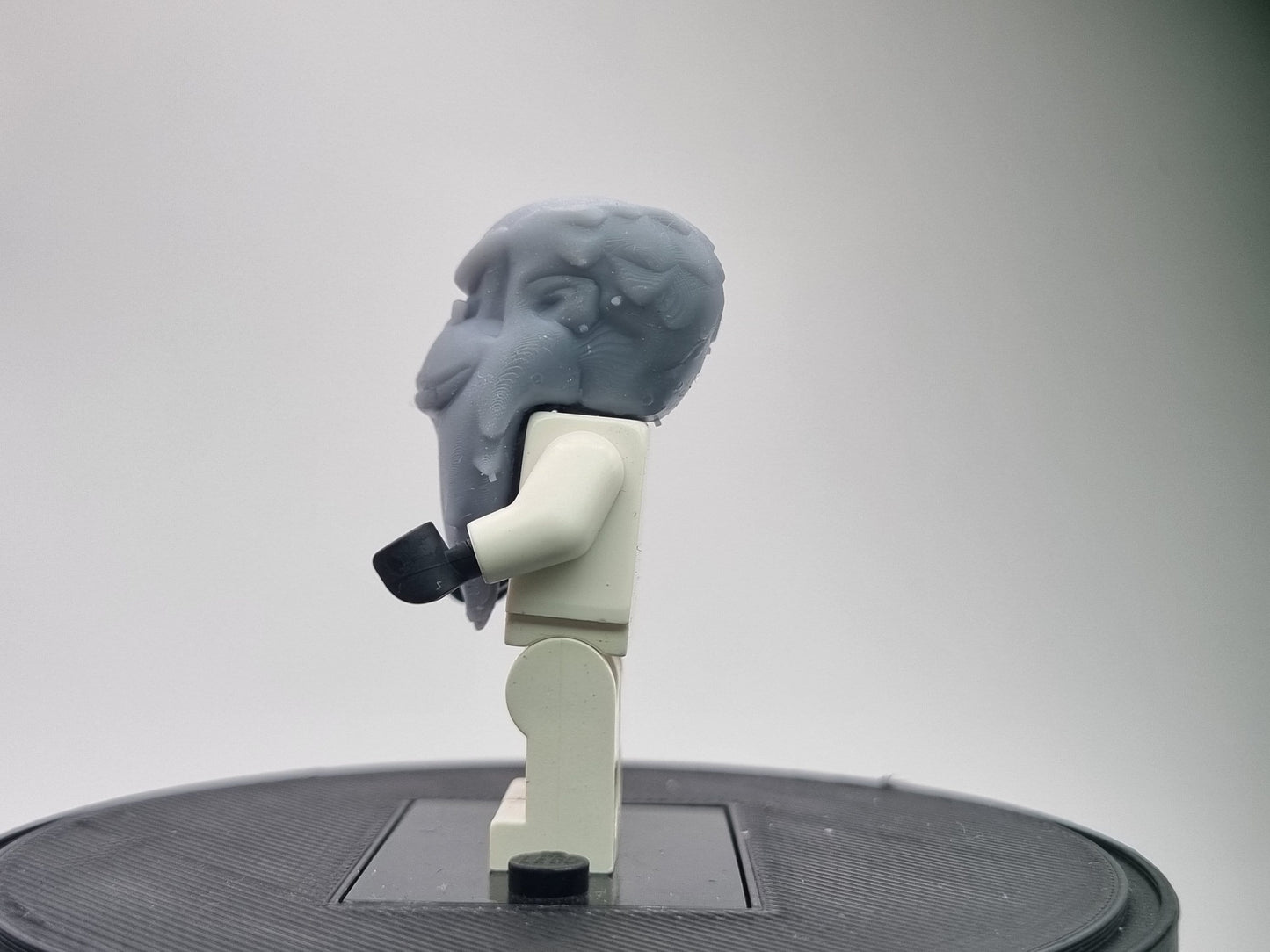 Building toy custom 3D ape with long beard!