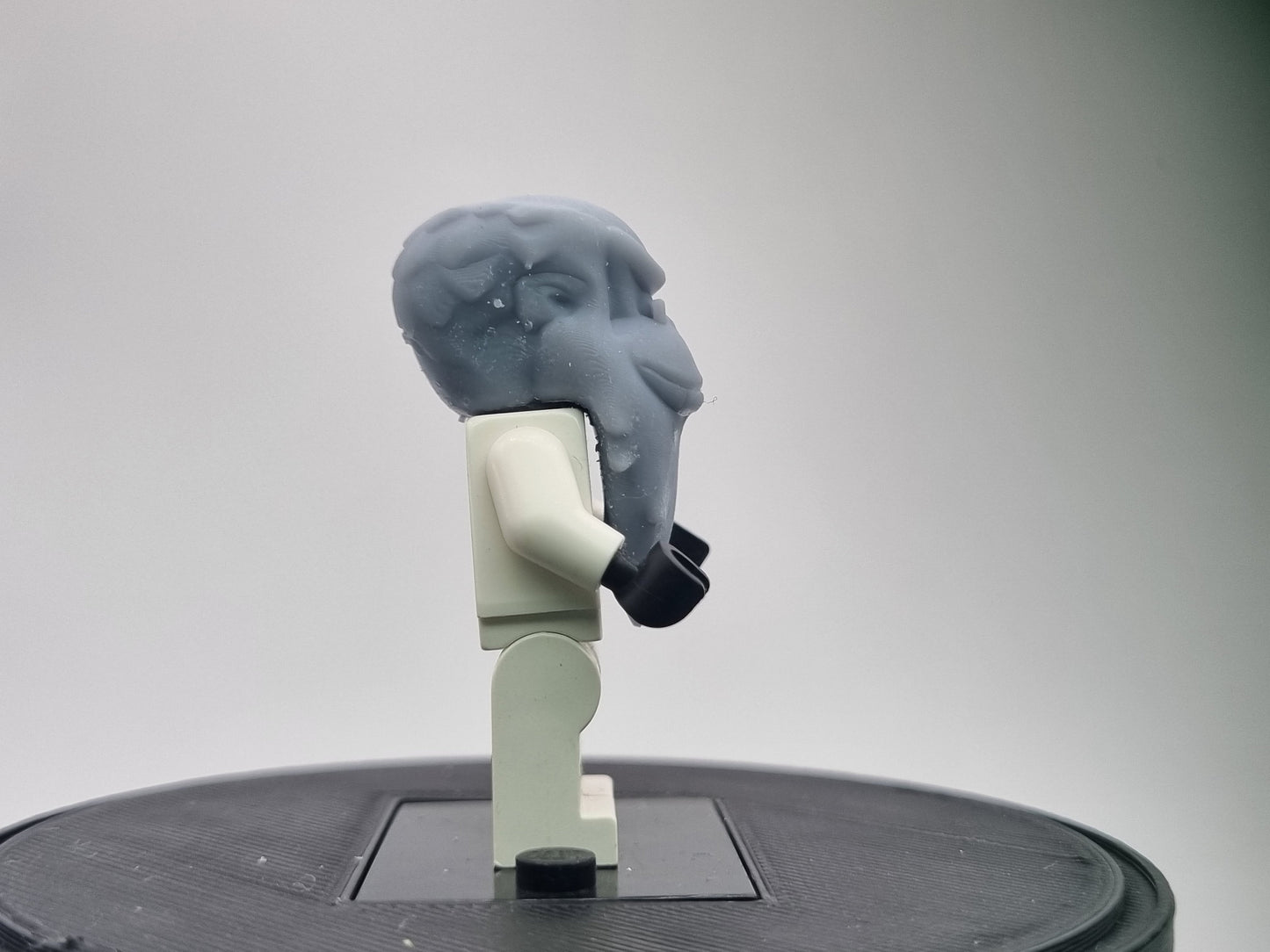 Building toy custom 3D ape with long beard!