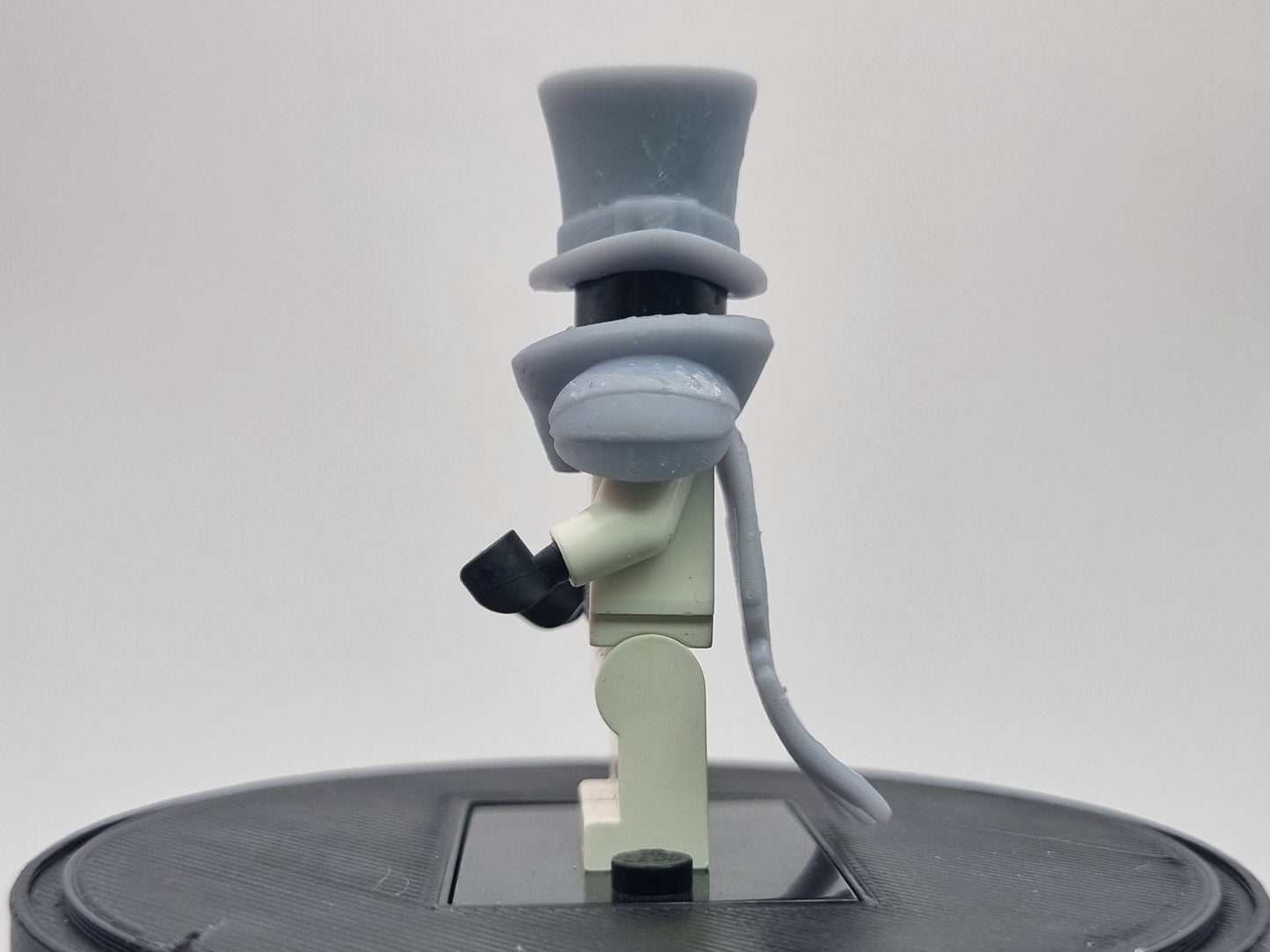 Building toy custom 3D magic guy!