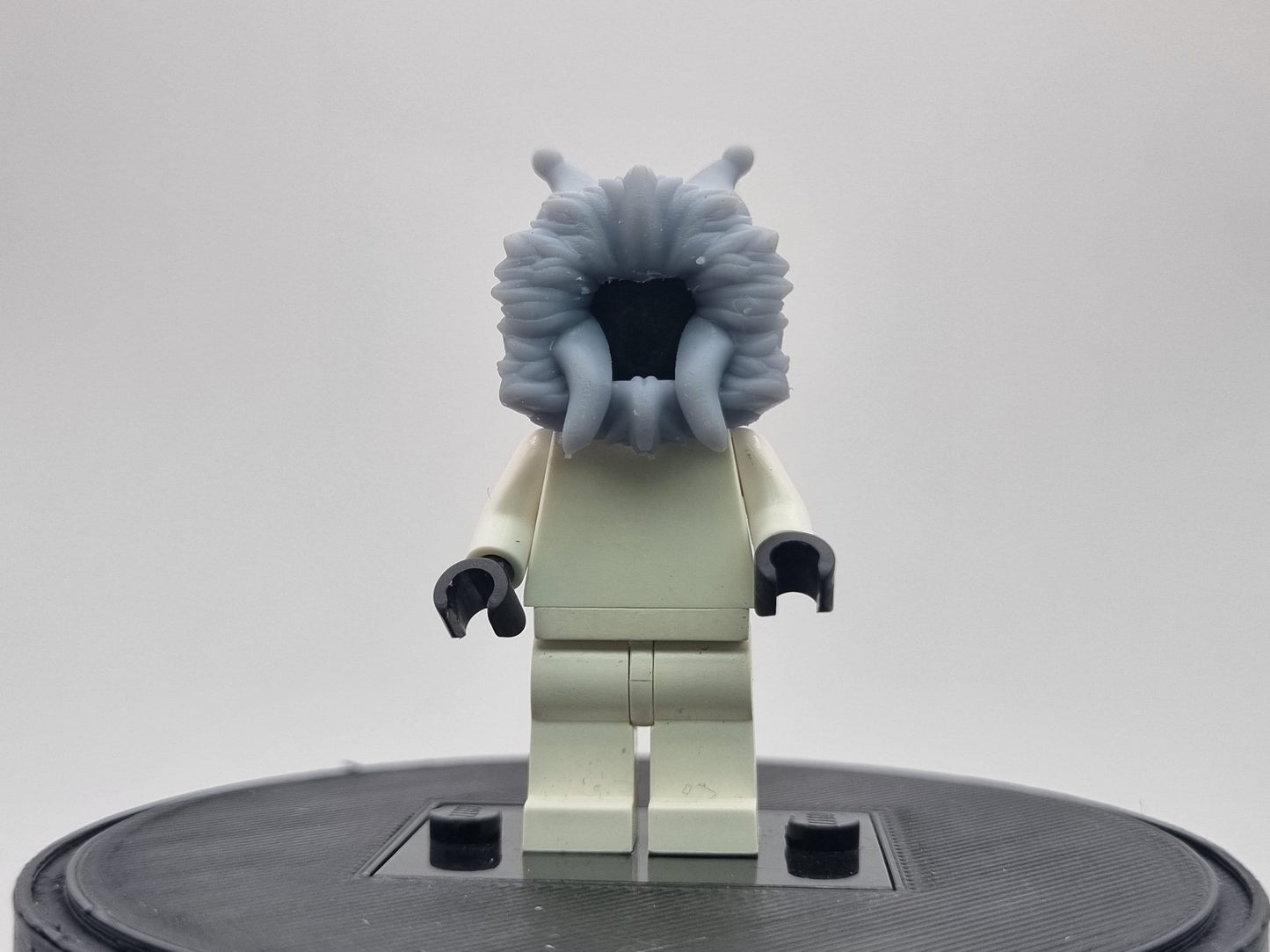 Building toy custom 3D snow hood for learner female alien!