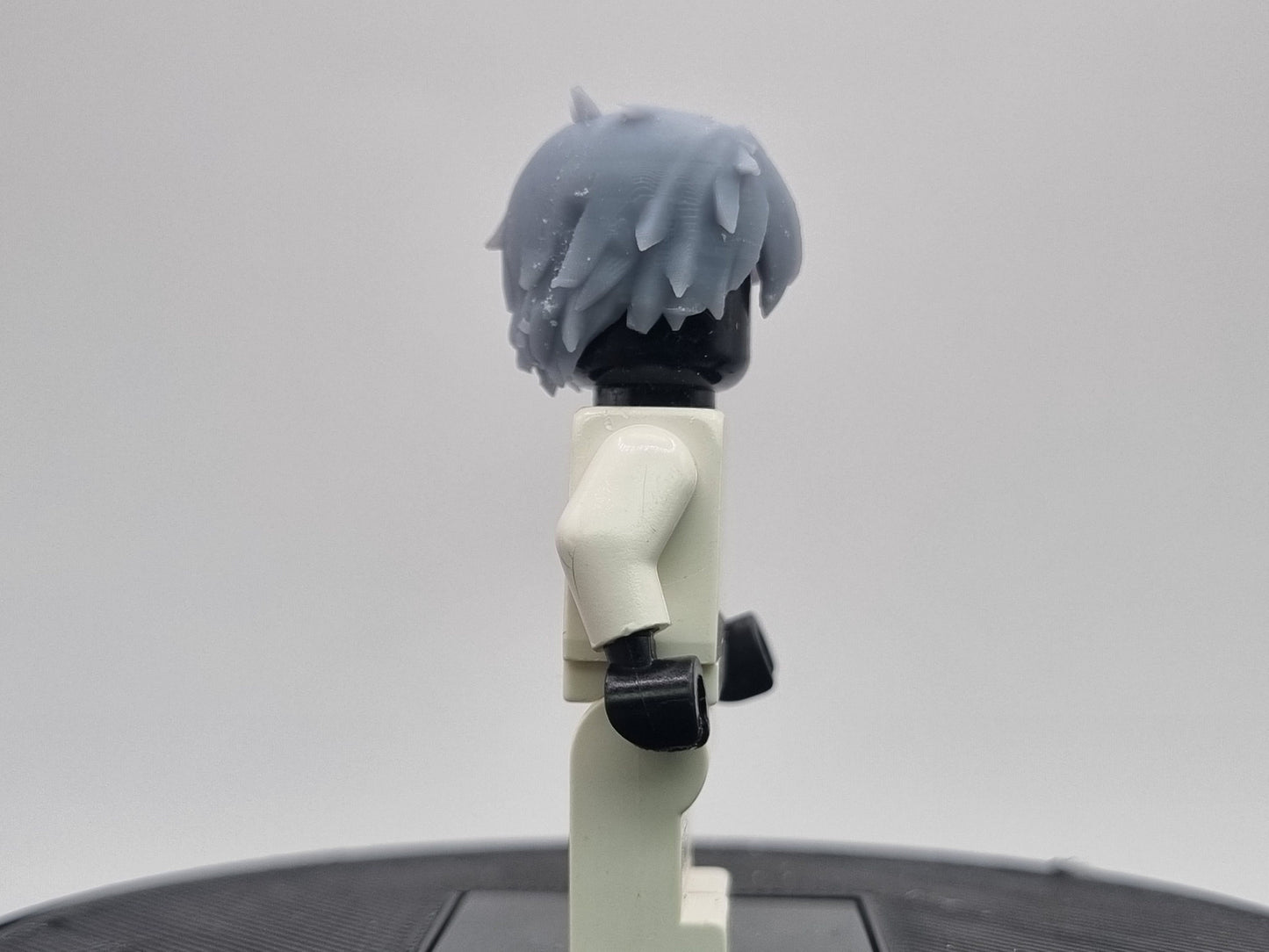 Building toy custom 3D waifu with short hair!