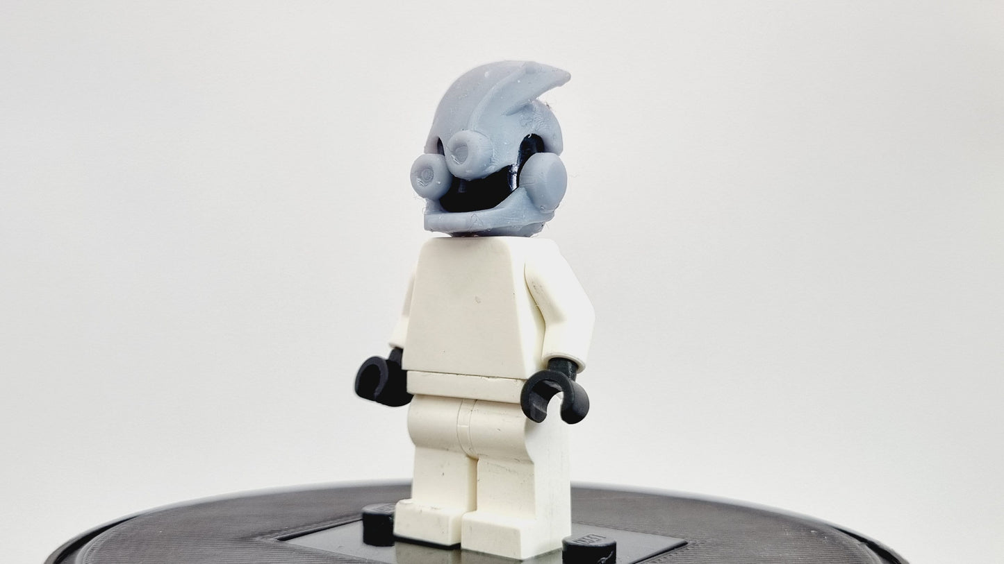 Building toy time traveller minion armor set!