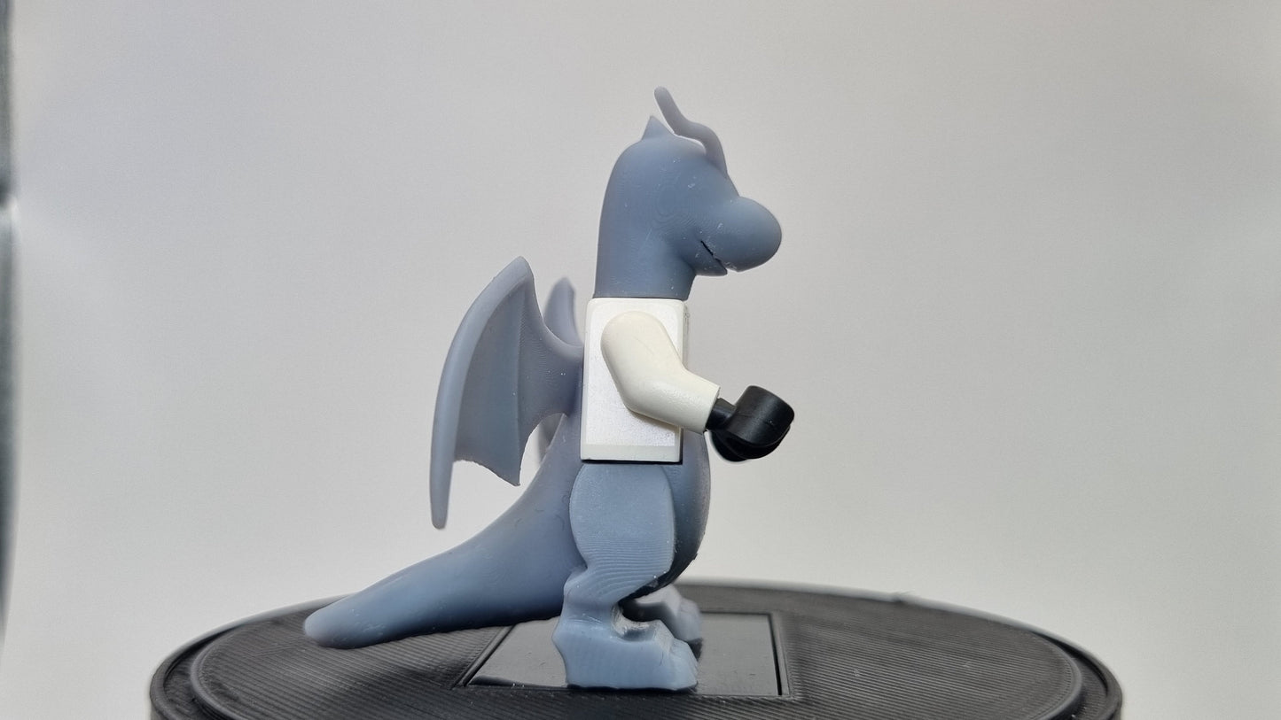 Building toy animal to catch dragon with figure body!