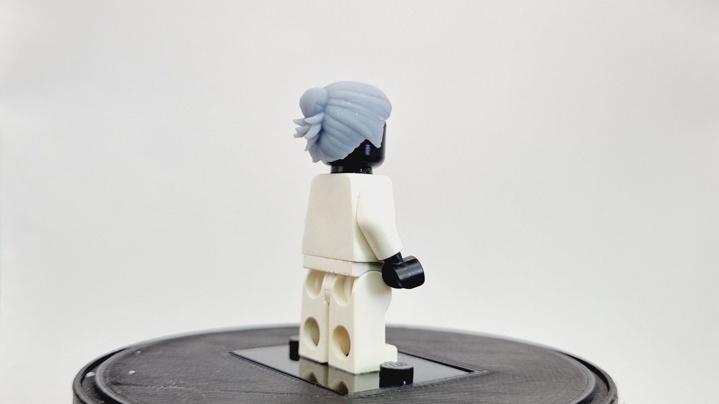 Building toy ninja sorcerer with single hair strand!