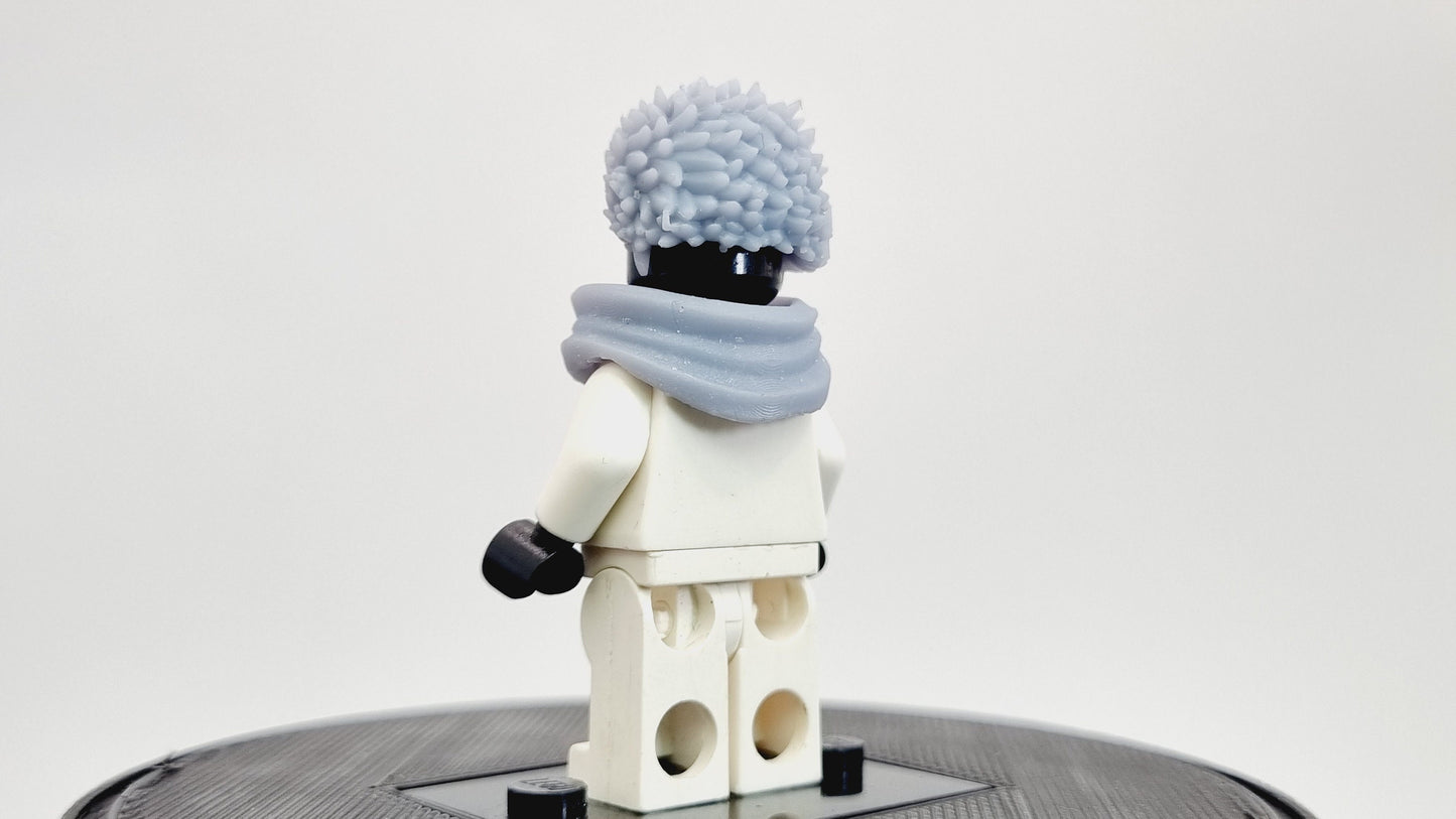 Building toy ninja sorcerer with small spikey hair!