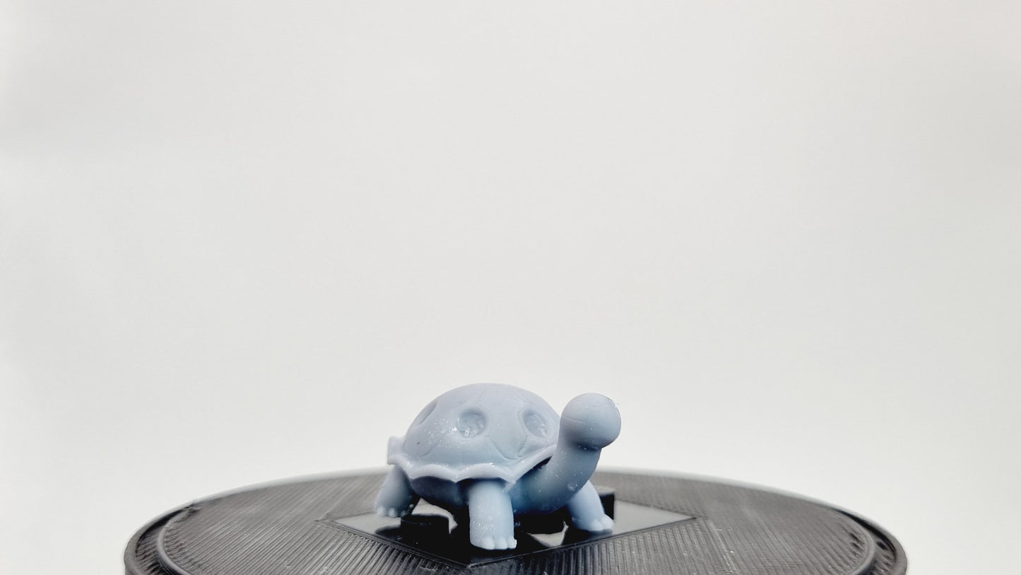 Building toy animal to catch steaming turtle!