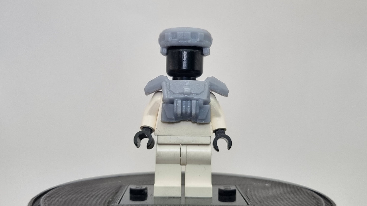 Building toy galaxy wars alien hunter armor set!