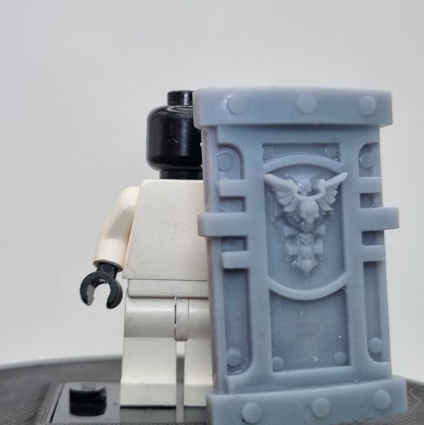 Building toy space warriors big rectangular shield!