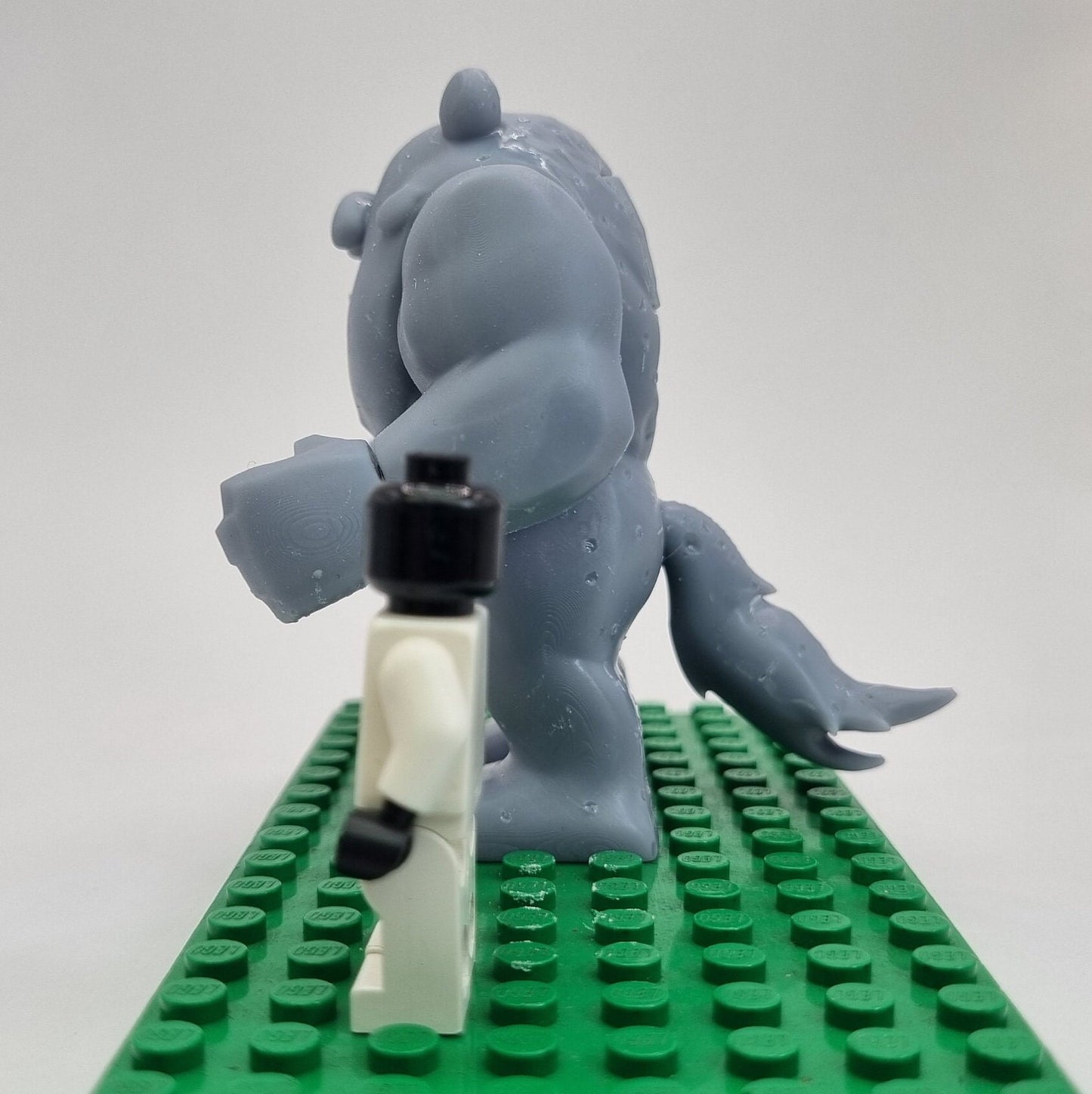 Building toy custom 3D printed yellow big fig suit!
