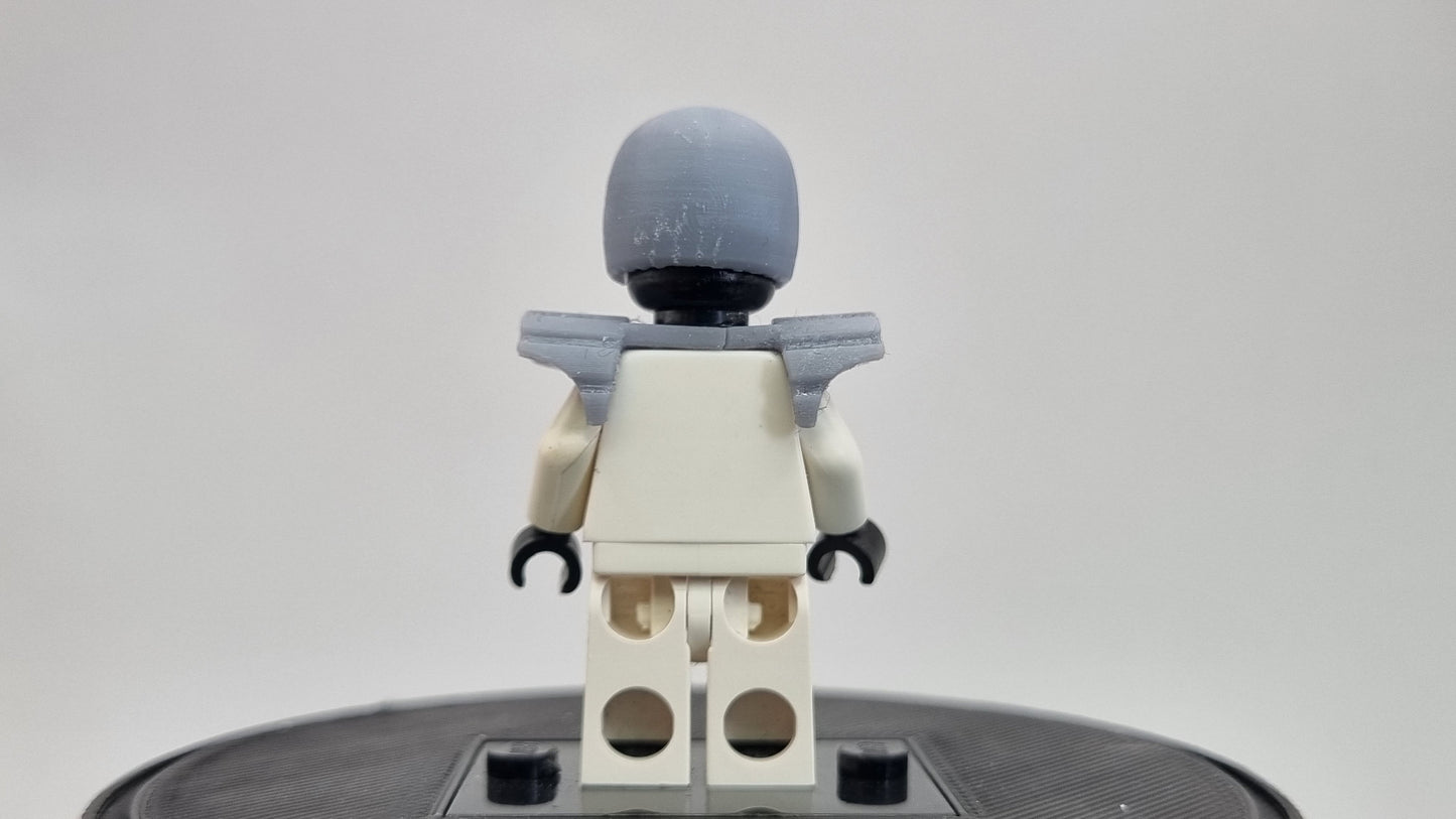 Building toy custom 3D printed super hero ith shoulder armor!
