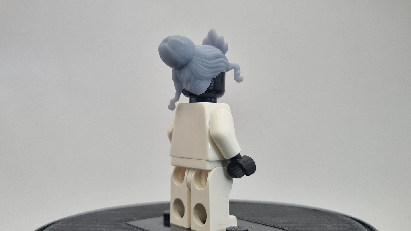 Custom 3D printed building toy princes with a love for frogs hairpiece!