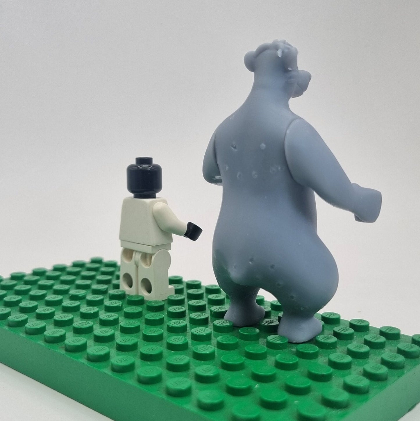 Custom 3D printed building toy friendly singing bear bigfig!